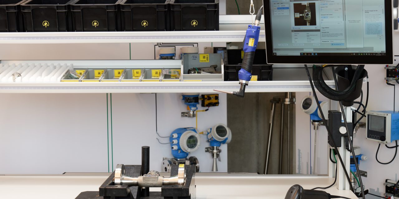 Machine vision supports assembly at Endress+Hauser