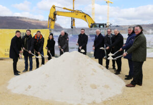 2023 03 28 Spatenstich OKO 1024x700 HENSOLDT Optronics builds new plant in Oberkochen