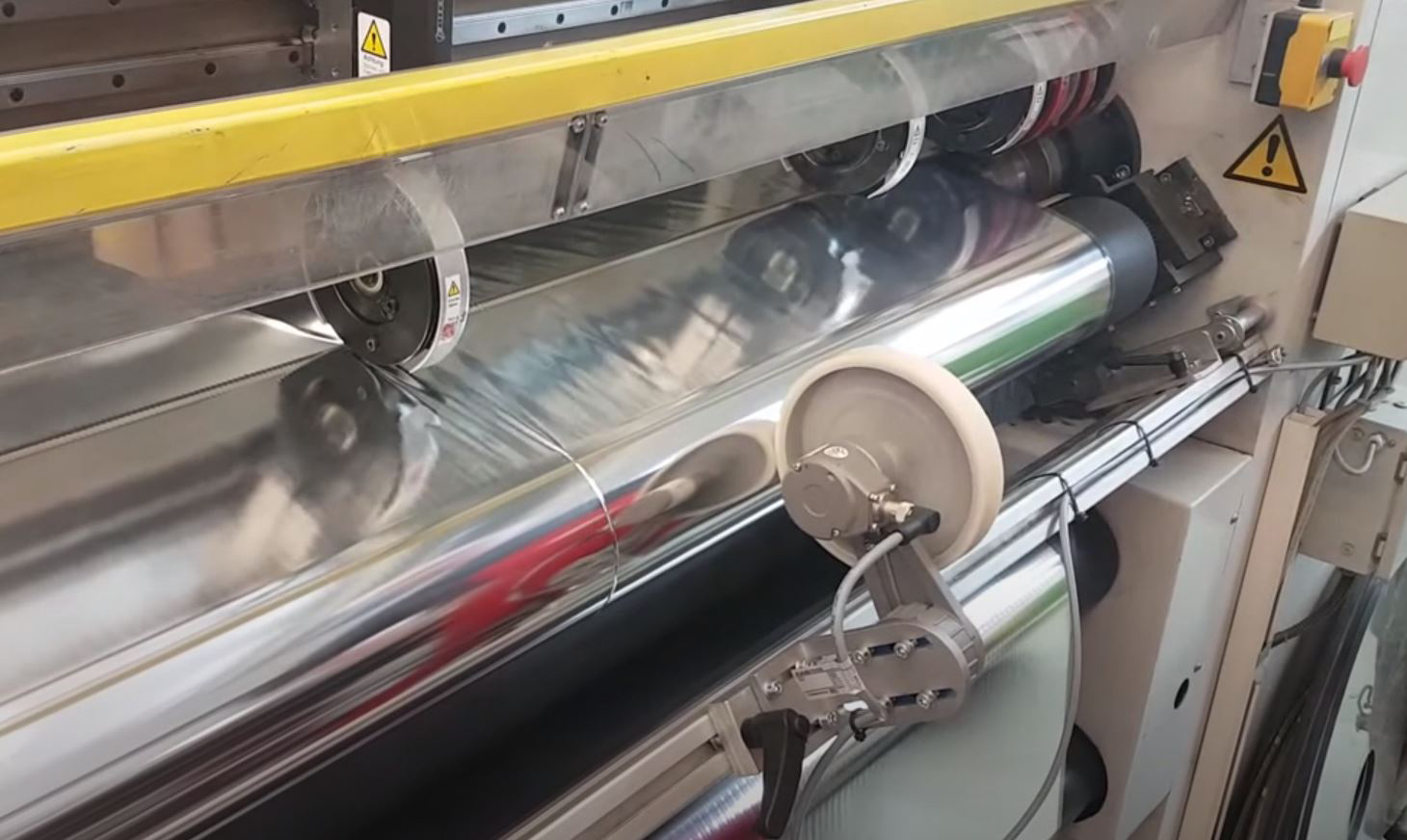 Roll feed length measurement: Wachendorff offer web length measurement solutions for length, position, and speed feedback