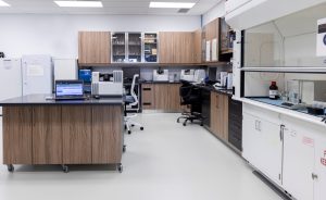 ABBUKPR010 Image ABB Quebec factory laboratory ABB and Porsche Consulting driving the future of analyzer manufacturing