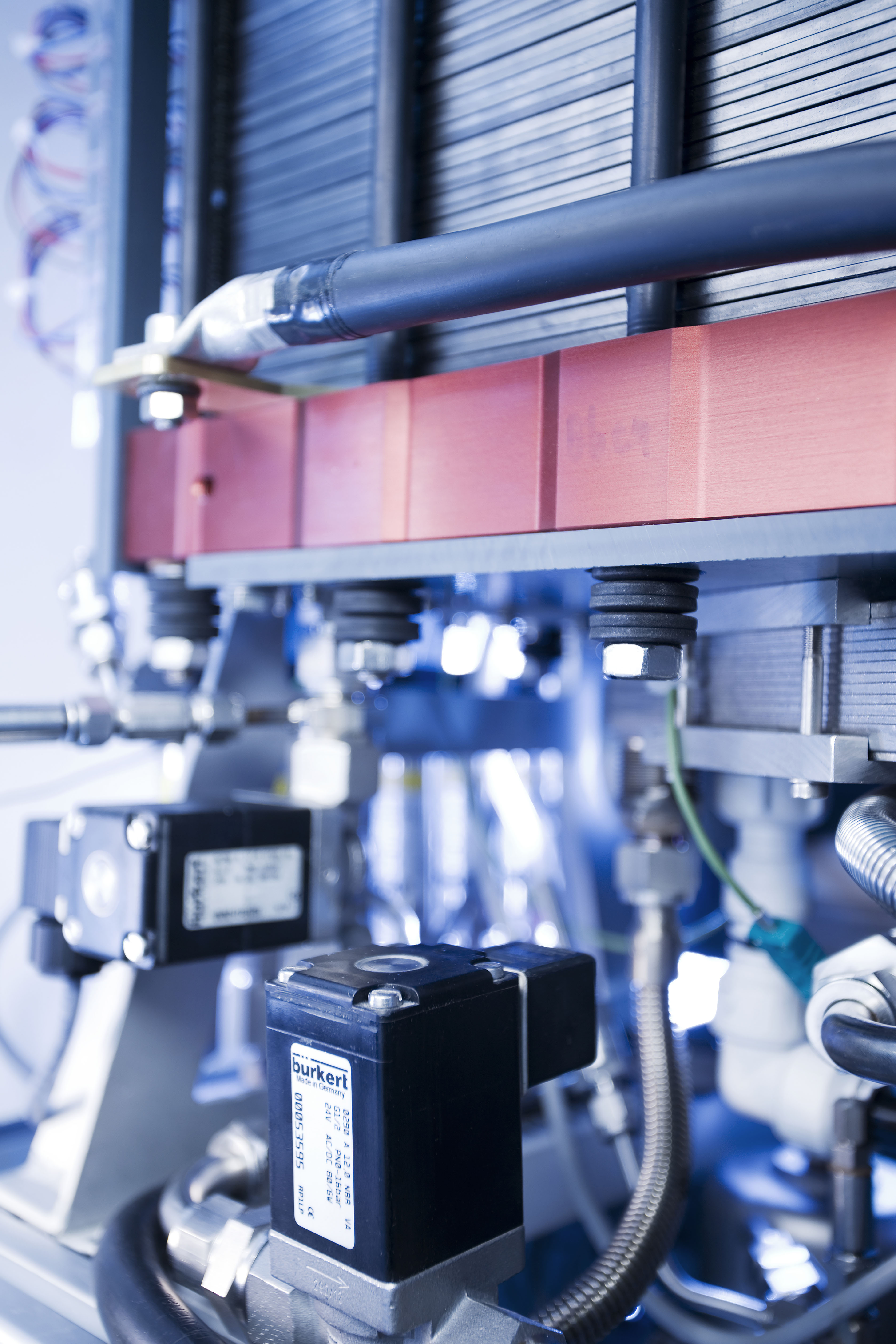 Fuel cells – controlling the energy of the future