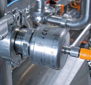 IFM031 App Pic ifm’s new longer-tip conductivity sensors simplify CIP