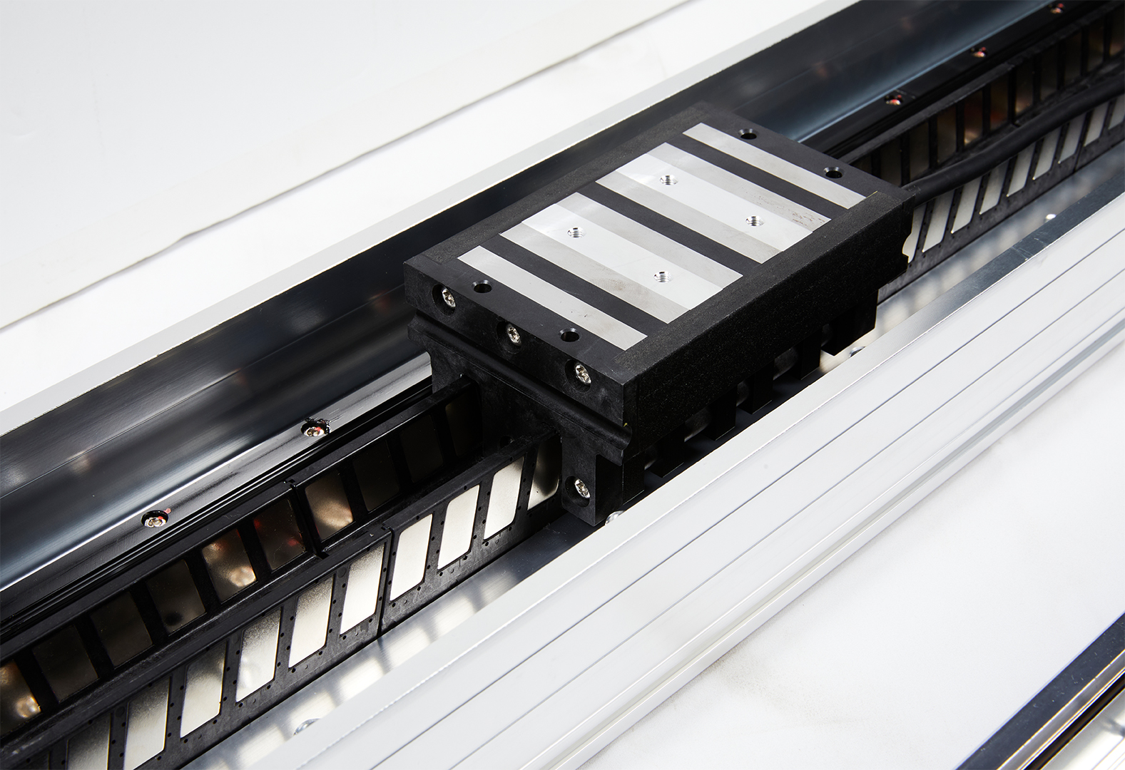 Renishaw’s optical encoders selected for ‘unique’ linear motor
