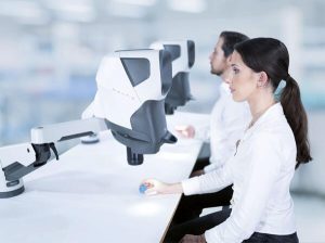 Mantis stereo microscope stablia 2 users 768x572 1 600x447 1 Vision Engineering celebrates 30 years of Mantis