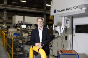 World Cup fever on a grand scale: TRUMPF and Daktronics show who will be the world champion
