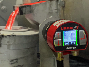 SPOT AL Tapping 2 AMETEK Land launches enhanced SPOT+ Pyrometer range, with improved communication interfaces for advanced industrial temperature measurements