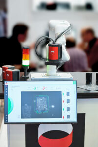 TIN329 INSPEKTO S70 integrated on a cobot V2 002 Autonomous visual inspection solution — easier and more powerful