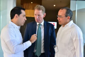 Yucatan governor Mauricio Vila Dosal left with Swedish Ambassador Gunnar Aldén center and ABB Country Managing Director Vicente Magaña ABB opens its Mexico Technology and Engineering Centre (MXTEC) to increase project delivery across North America