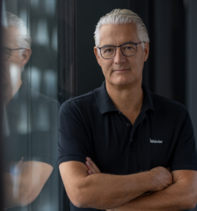 man Resilient and safe in medical devices