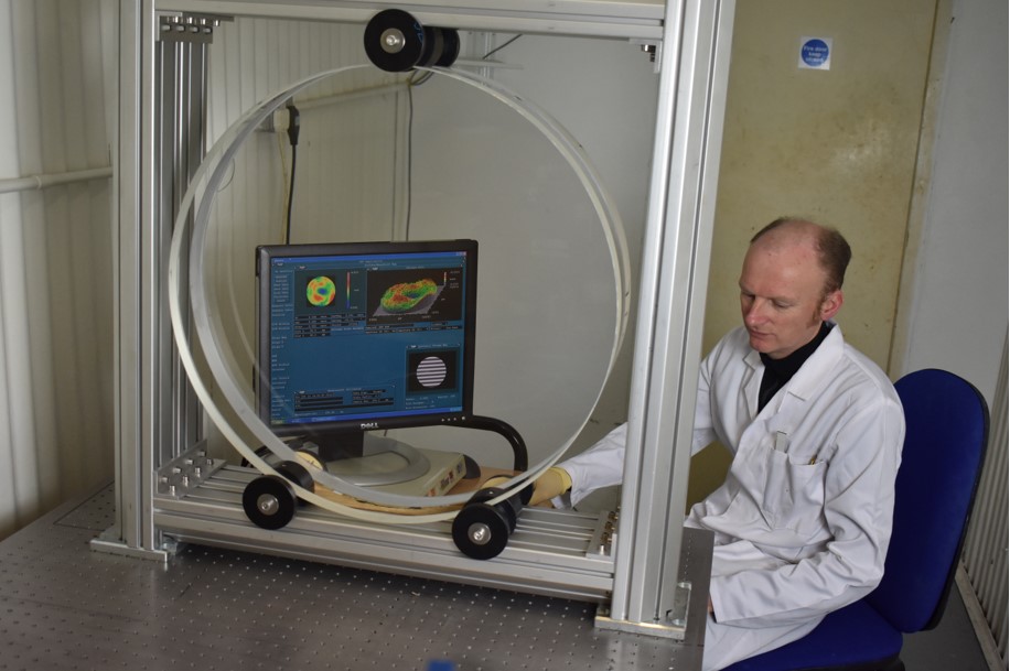 High specification optical flats for custom Fizeau interferometer