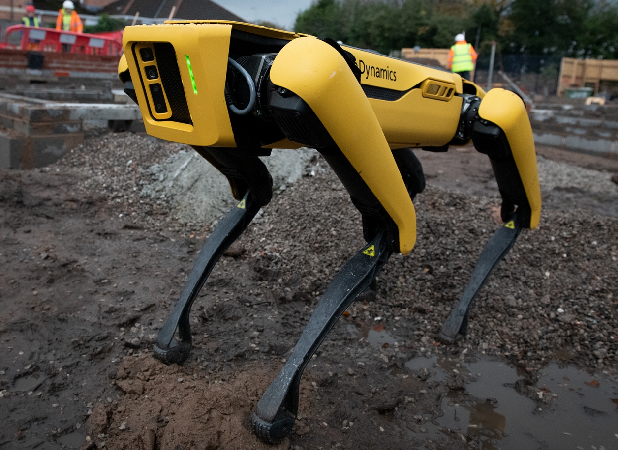 “Go anywhere” computerised canine arrives at MTC Liverpool